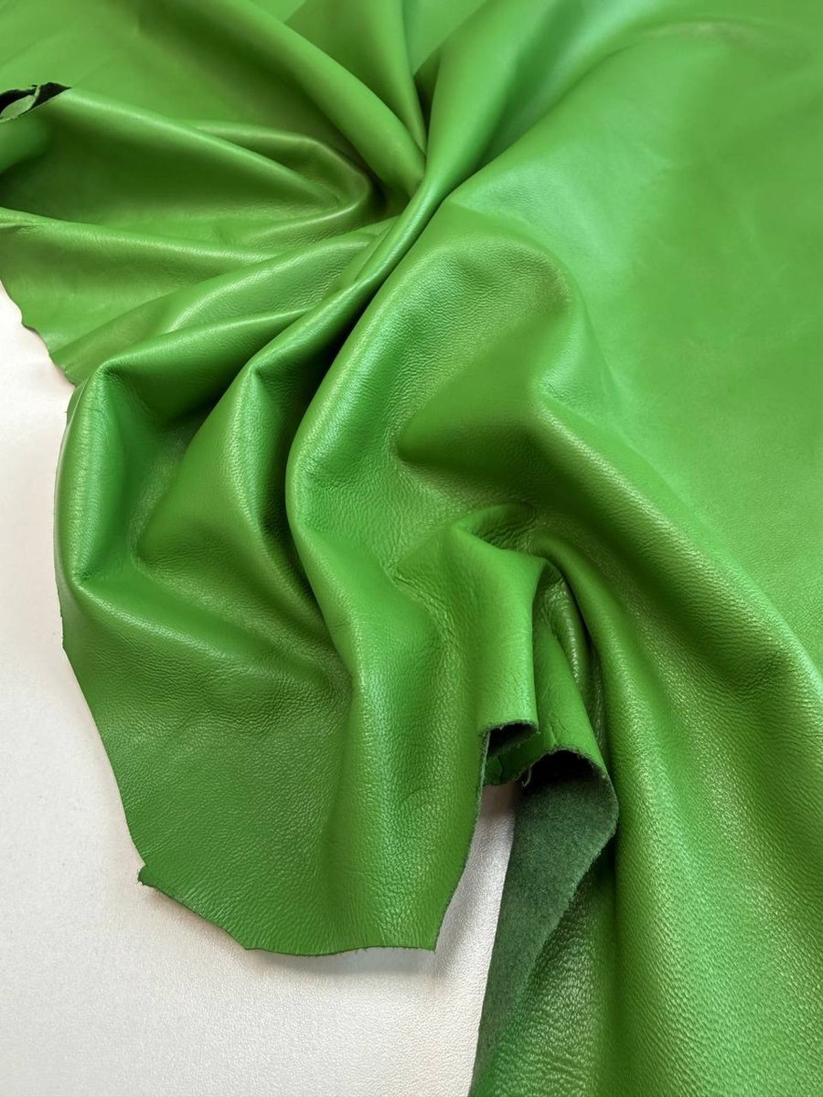 Натуральная кожа в шкурах от Valentino, арт. Ш6599 — фото 6