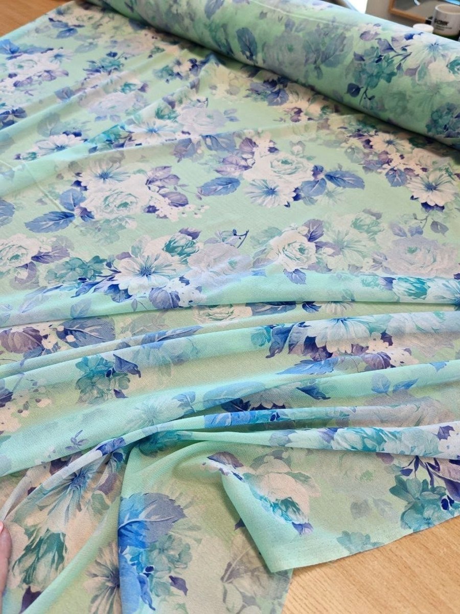Натуральный шёлк, шифон от Etro, арт. 6088
