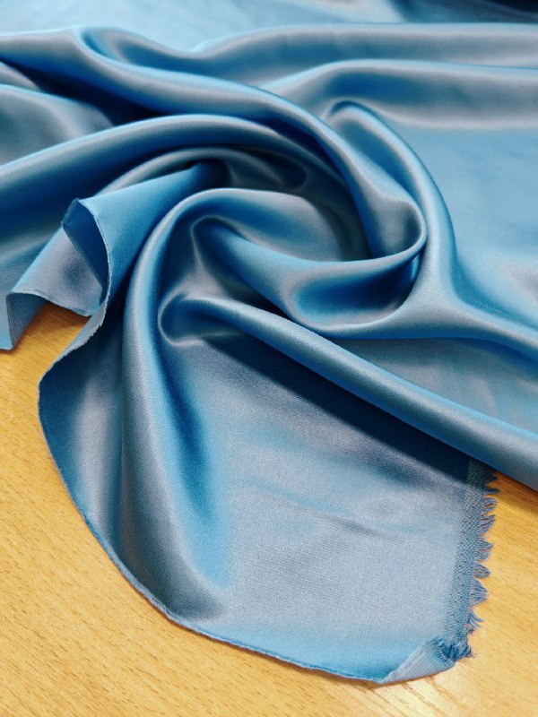 Натуральный шёлк, атласный от Etro, арт. 5644