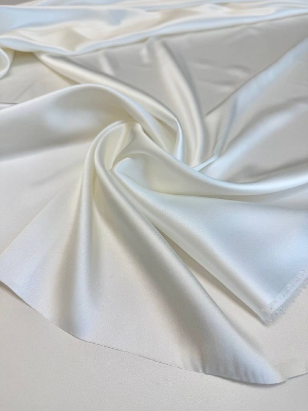 Натуральный атласный шёлк от Max Mara, арт. 7040