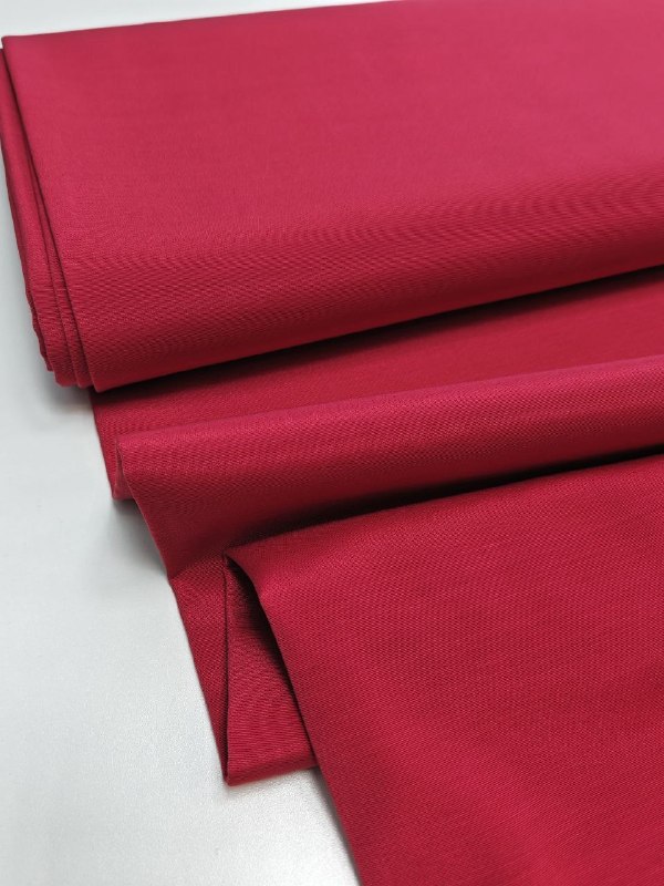 Костюмная , шёлк пр. Италия от Valentino, арт. 6422