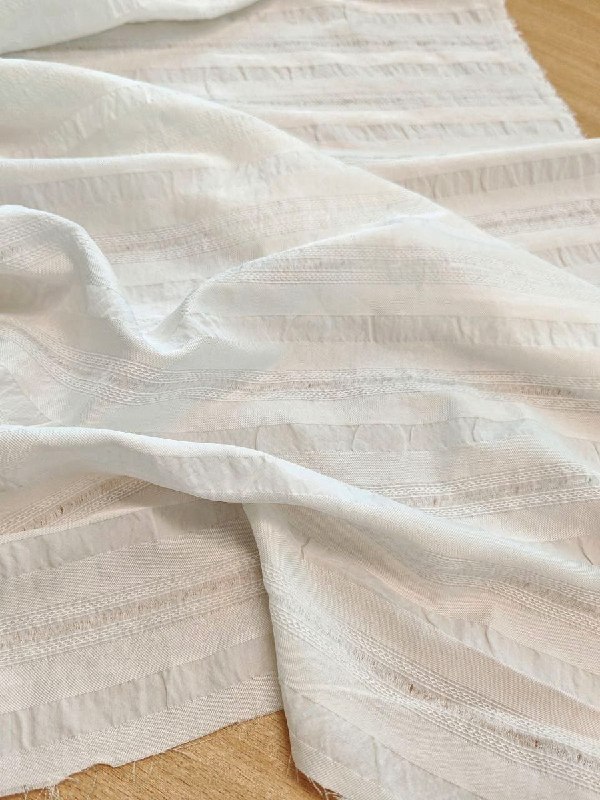 Плательно-блузочная, фактурная ткань. пр. Италия, арт. 5885